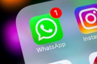 WhatsApp消息打两个勾是什么意思 双勾与蓝勾区别全解析